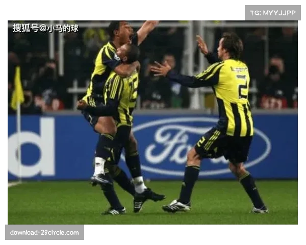 费内巴切1比0险胜十人特拉布宗 恩内斯里补时阶段攻入制胜球